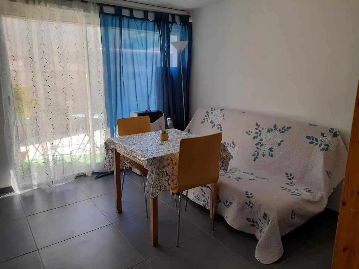Lägenhet Studio Avec Une Place De Parking Avignon