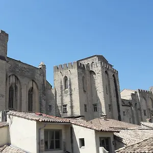 Renove, Vue Sur Palais Des Papes, Terrasse Et Wifi Troisieme Etage Avignon