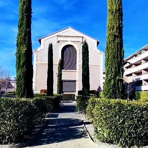 Mambrillo Parking Netflix Prime Avignon