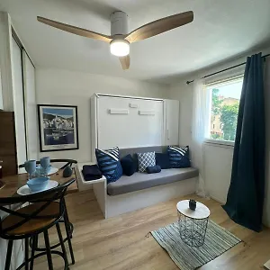 Appartement Vieux Et Parking, Avignon