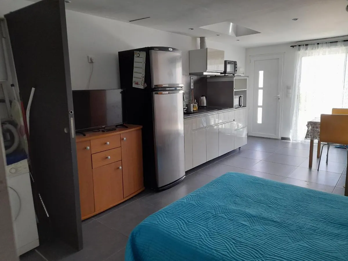 Apartment Studio Avec Une Place De Parking Avignon
