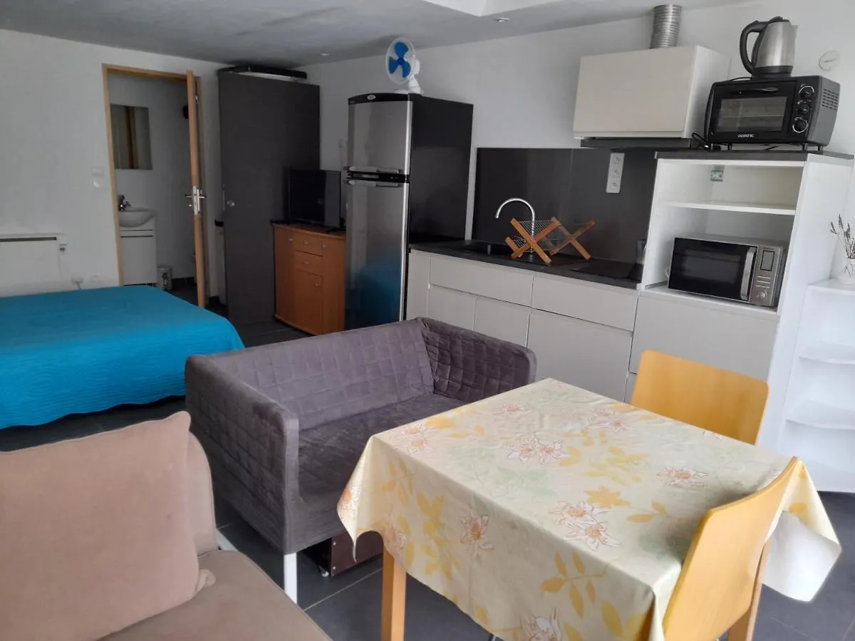Studio Avec Une Place De Parking Avignon Apartment
